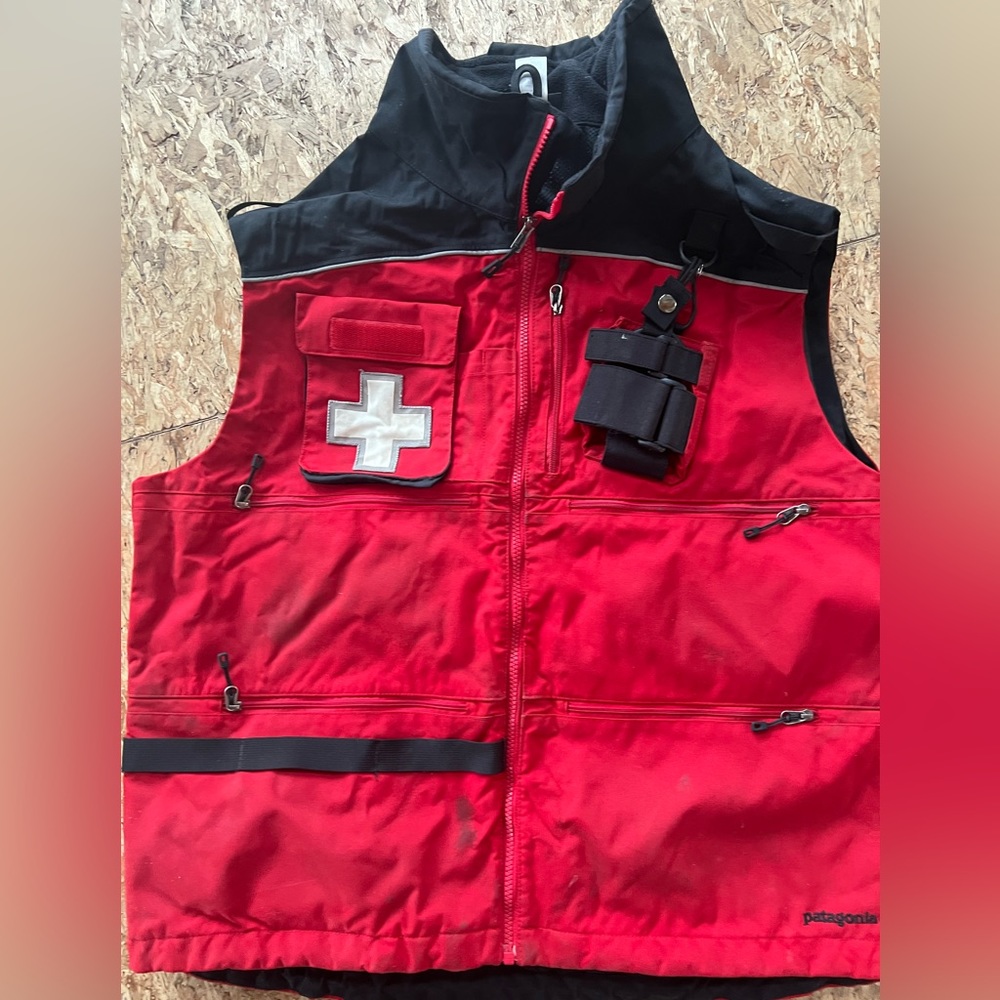 Patagonia ski patrol vest